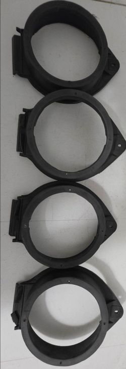 Yukon Speaker Adapter Mounting Brackets – Set of 4