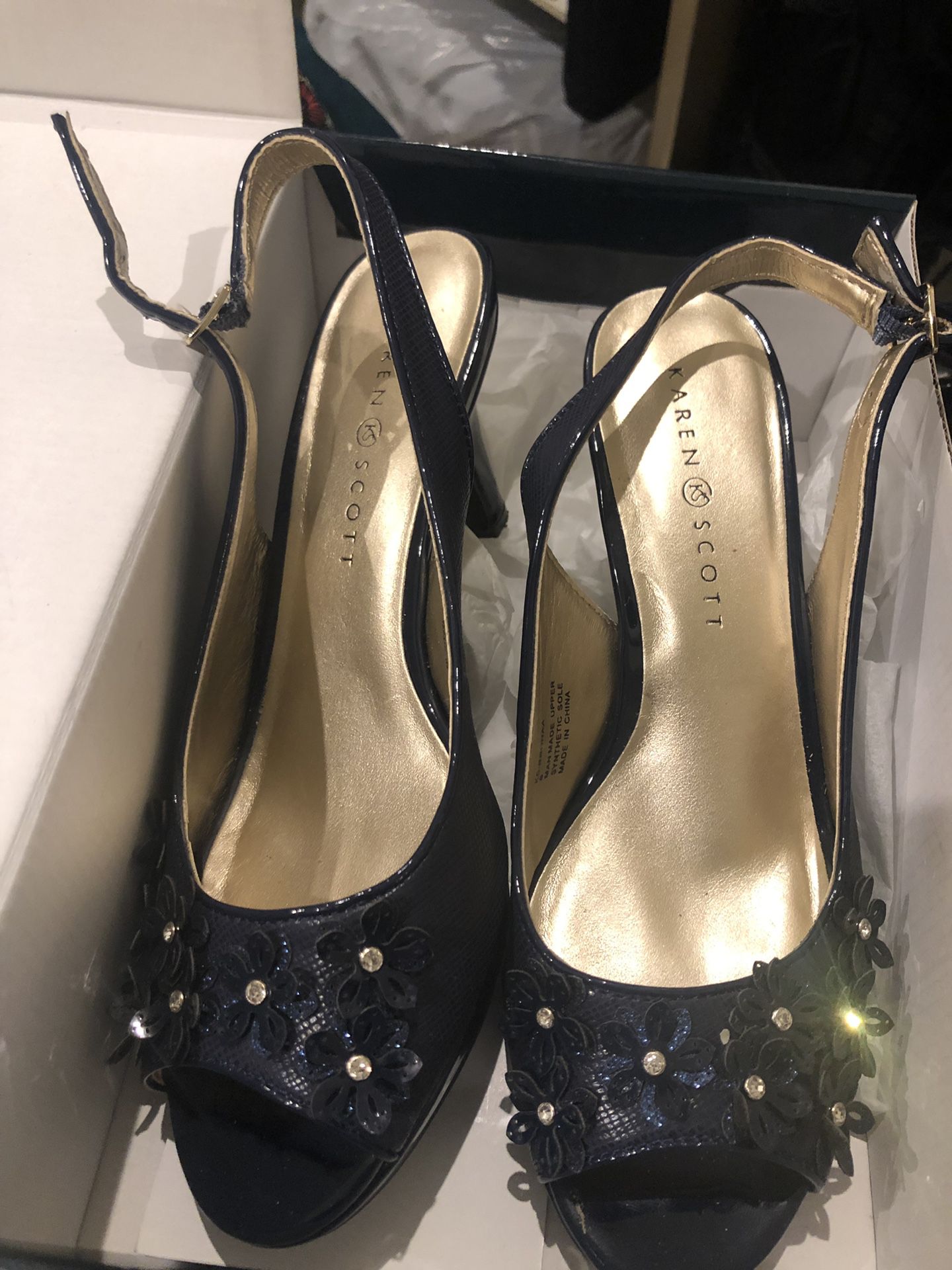 Karen Scott dress shoes heels size 8 navy - dark blue - used once