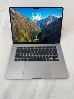 MACBOOK AIR 15”-M2-8GB RAM-256GB SSD- LIKE NEW !!!