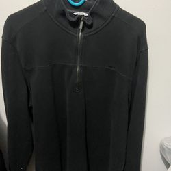 - Calvin Klein Sweatshirt Men’s Large Black Half Zip Fleece Logo Pullover Logo