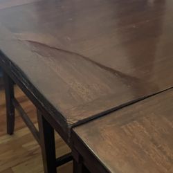 Dining Room Table That Sits Up To 6. Table 