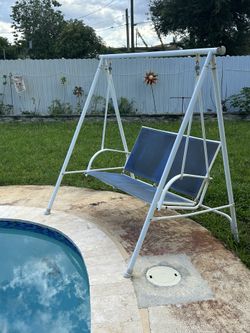 Outdoor Two Seat Swing