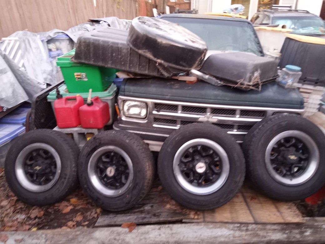 Chevy S10 Rims & Tires Set , Vintage Original Factory Rims
