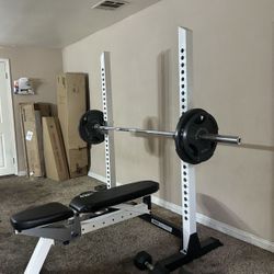 Bench Press With Curl Bar 