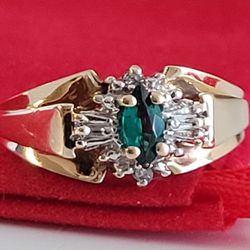 ❤️10k Size 6.25 Beautiful Solid Yellow Gold Emerald and Genuine Diamonds Ring!/ Anillo de Oro con Esmeralda y Diamantes!👌🎁Post Tags: 10k 14k