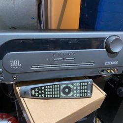 JBL Amplifier With Remote 