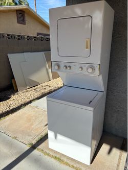 Gas stackable washer dryer