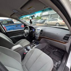 2012 HYUNDAI SANTA FE GLS

