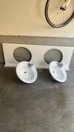 Title: Double Bathroom Vanity Top with 2 Sinks
