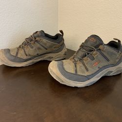 Keen Shoes Circadia Hiking Waterproof Low Black Olive Potters Clay Men's Size 11