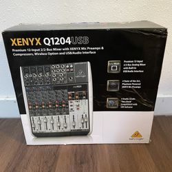 Behringer XENYX Q1204 USB