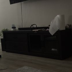 Tv Stand And Couches 600