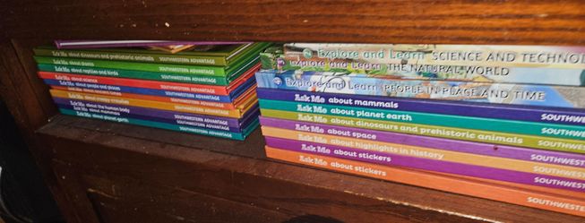 Southwestern Advantage Ask Me Educational Book Collection – 17 Books – N2 EW/NEVER USED