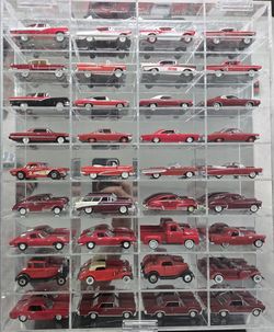 Die-Cast Classic Car Collection – 30+ Red Models