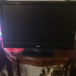  22x 15 RCA TV