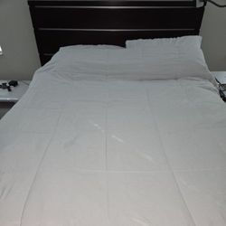 Adjustable Base Queen Bed Set With Dresser And Chest