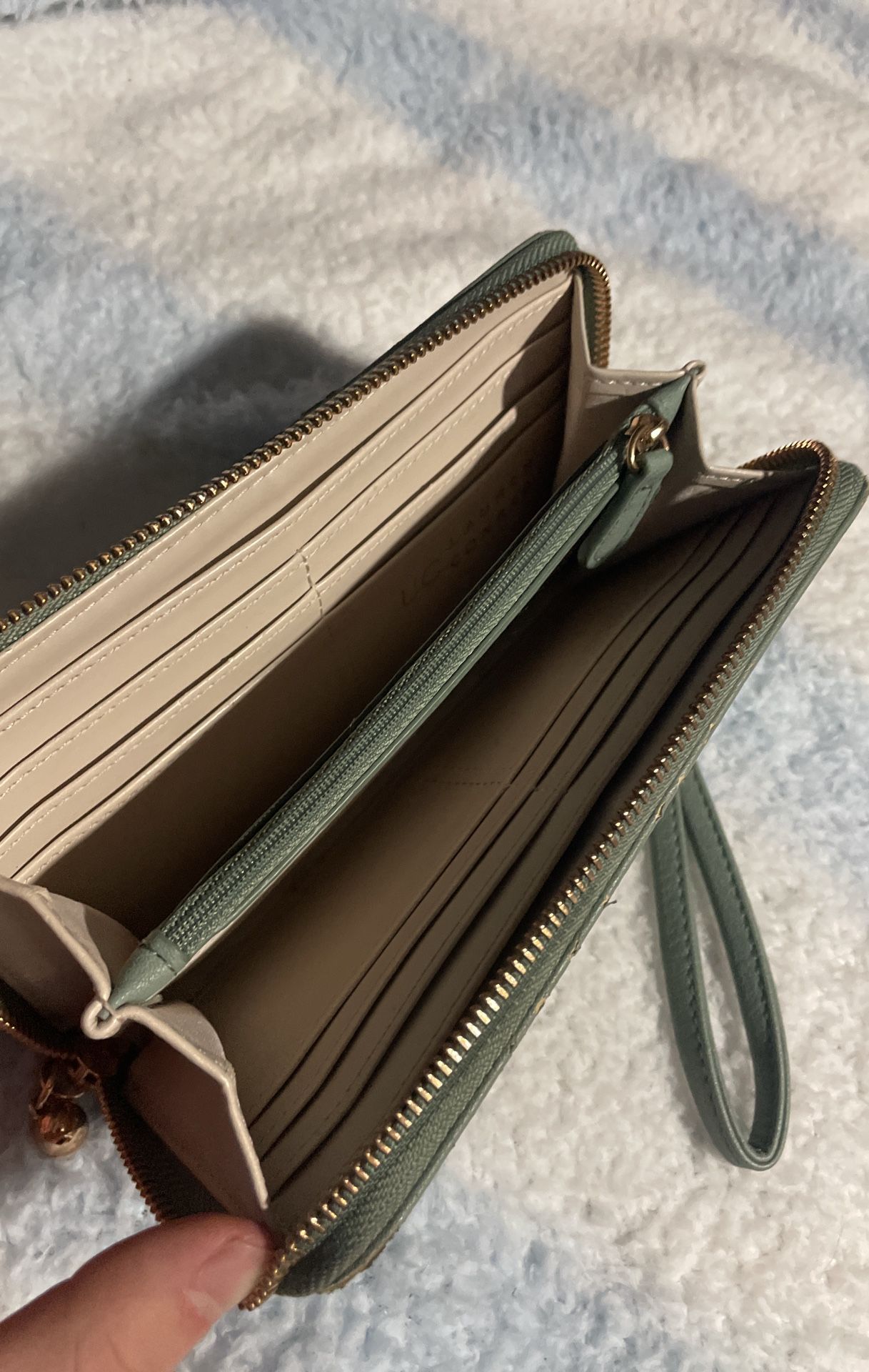 Lauren Conrad Woman’s Wallet