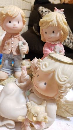 Precious moments figures. Collectables