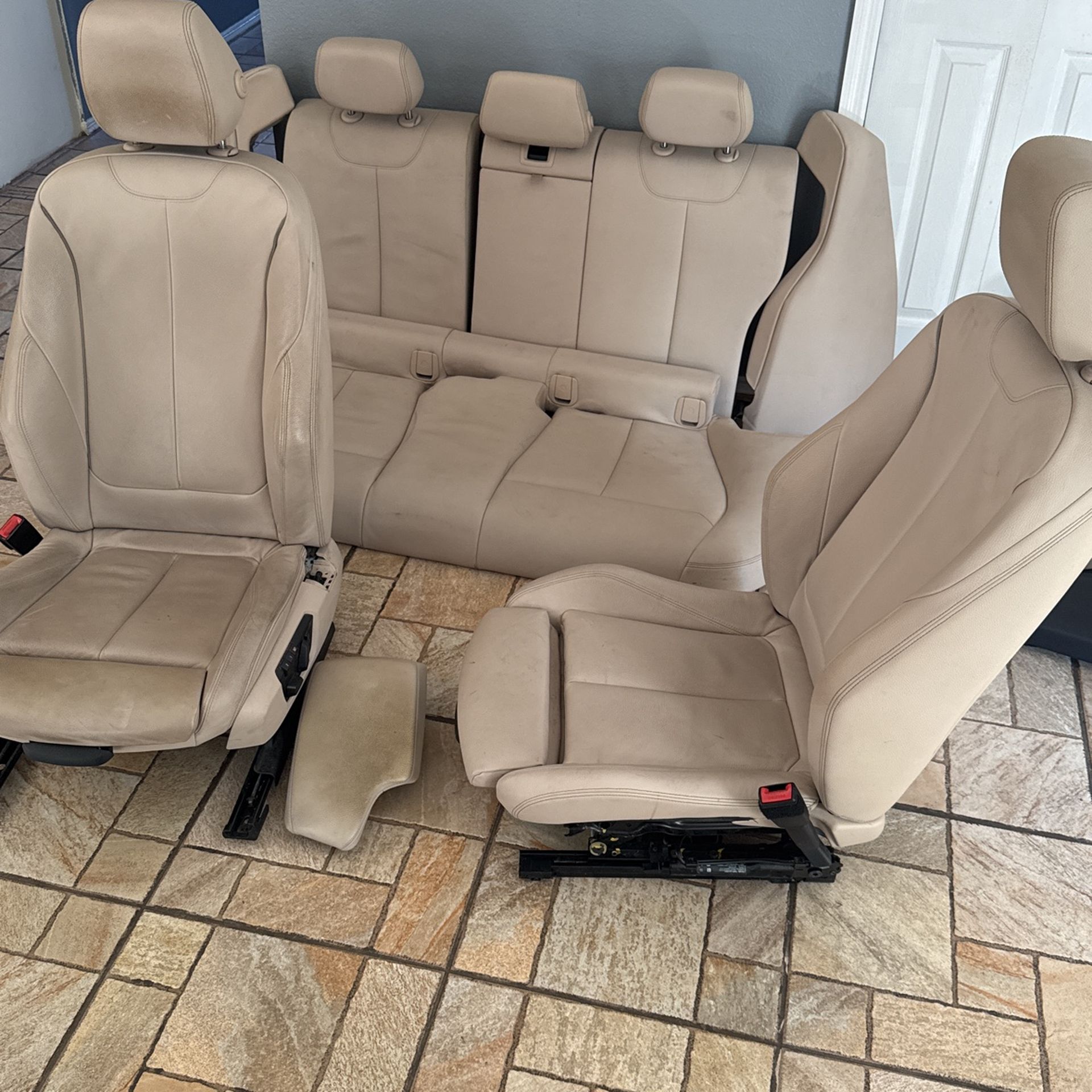 BMW F30 Interior Set Oyster/Black