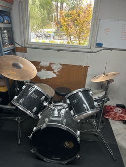 Accent 5-Piece Drum Set w/ Sabian B8, Extra Cymbals & Sticks