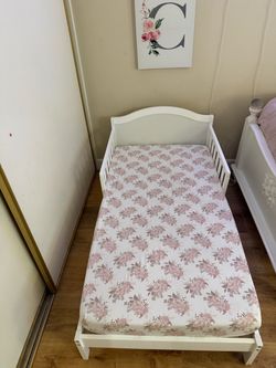White Wooden Toddler Bed with Mattress