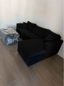 Brand new sectionals with free ottoman