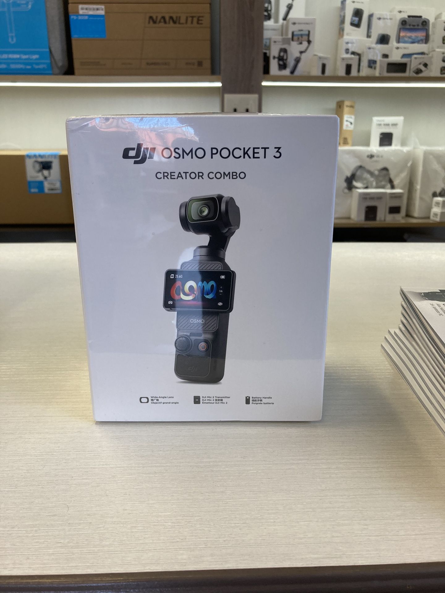 DJI Osmo Pocket 3 Creator Combo