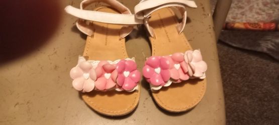Little Girl Sandals Size 9