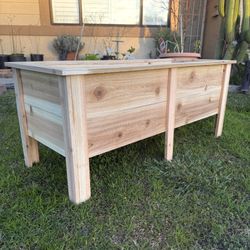 Planter Box/ Garden Bed/ Wooden Planter/ Planter