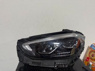 MERCEDES C CLASS LEFT HEADLIGHT 2023 2024