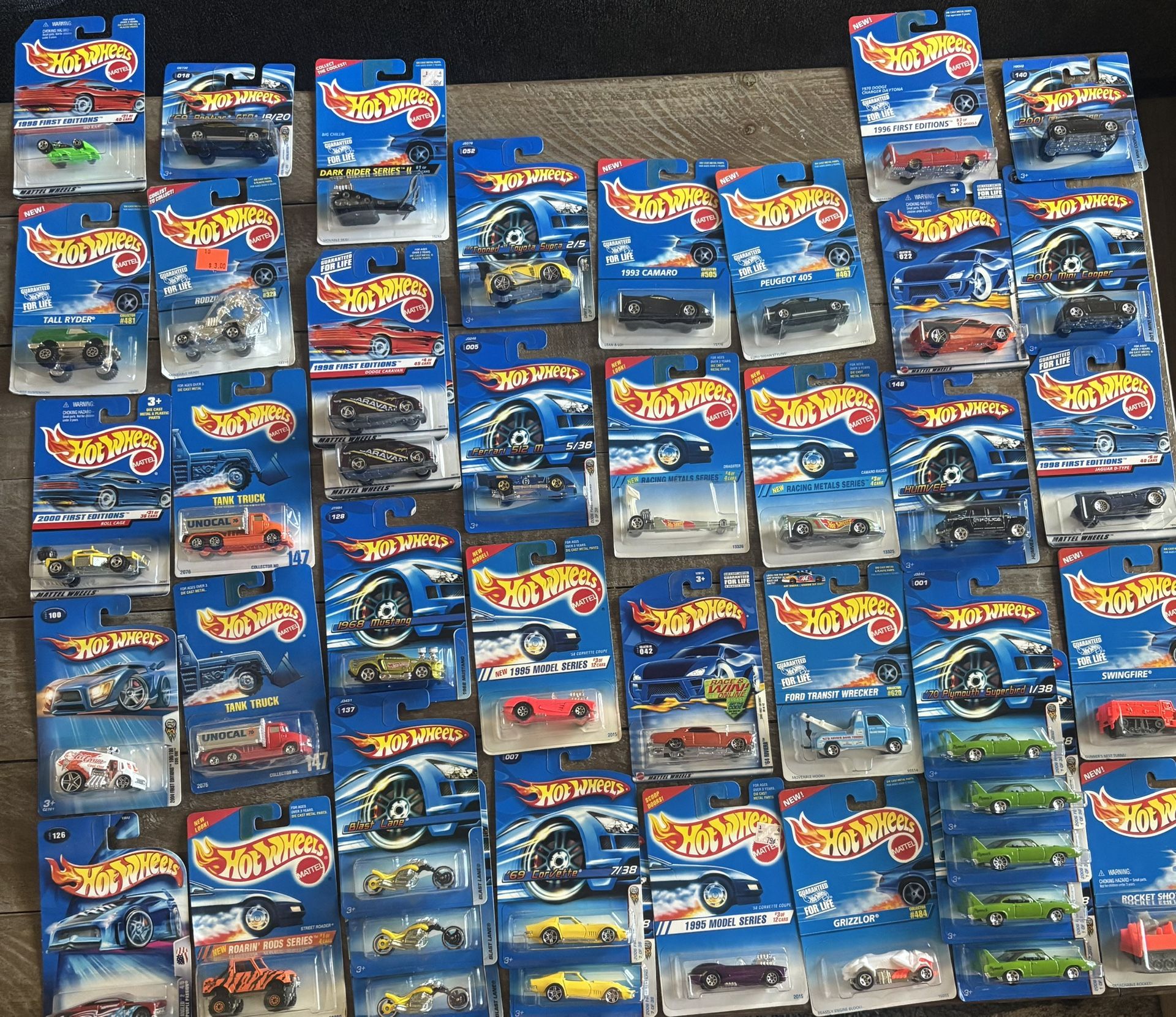 Hot Wheels - $5