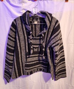 Black white and Grey Mexican baja striped hoodie in Mens Size Medium. EUC