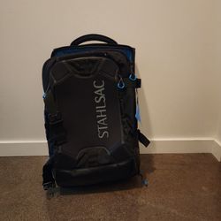 Stahlsac Steel 22 Wet/Dry Carry-On Roller Bag – NWT