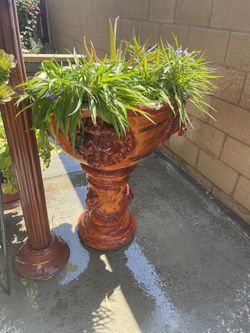 Ceramic planter