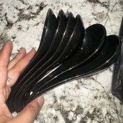 Set of 6 Black Soup Spoons – Sleek & Durable – MOVING OUT SALE