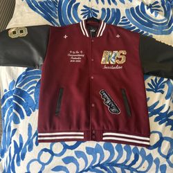 Unisex’s  Oversized Varsity Jacket Streetwear Letter Patch Baseball Coat Maroon