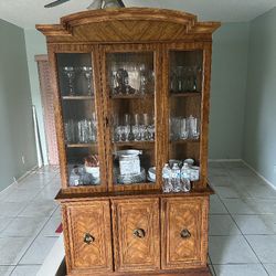 Furniture, Vitrina 