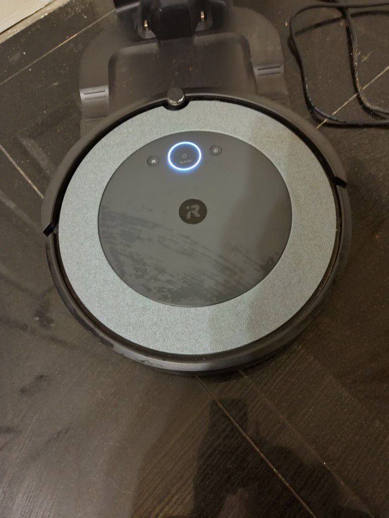 I Robot Roomba i3 
