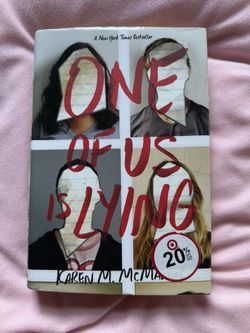 One Of Us Is Lying - Karen M. McManus 