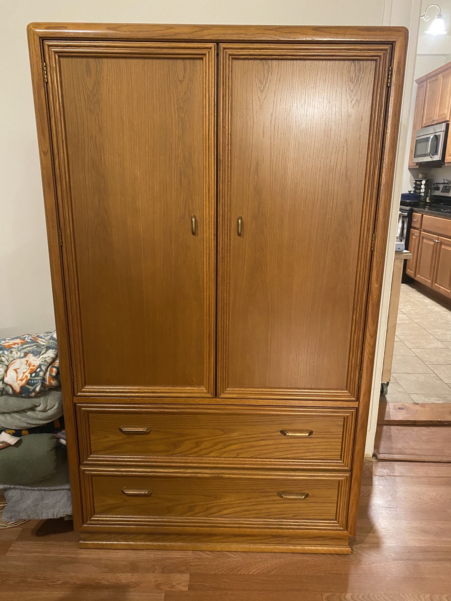 Thomasville King Bedroom Set for Sale in Worcester, MA - OfferUp