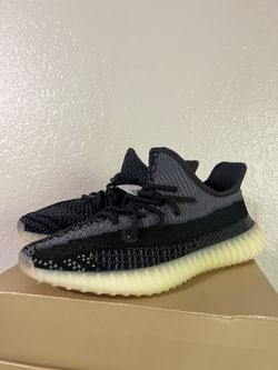 NEW- Authentic YEEZY Boost 350 - Men US 9.5