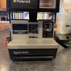 Polaroid Spirit 600