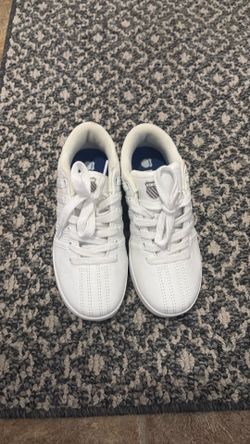 Kids shoes