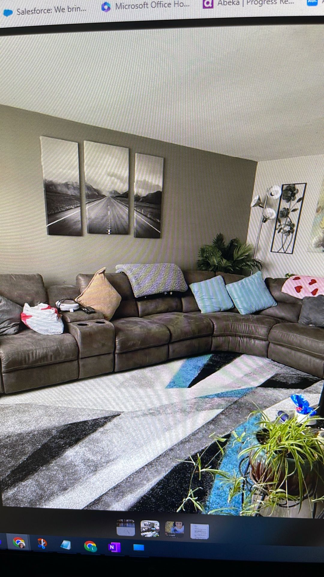 5Pc Sectional / Bought From Raymour And Flanigan