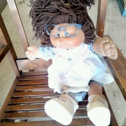 VINTAGE CABBAGE PATCH KID GIRL DOLL