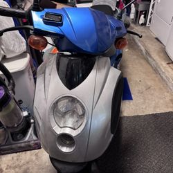   VIP 50cc Scooter