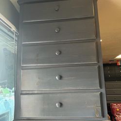 5 Drawer Dresser
