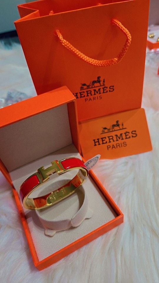 Bracelets Hermes