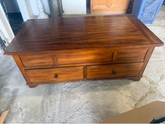 Lift Top Coffee Table 25x45