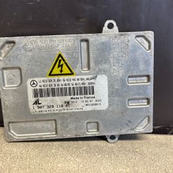 07 10 Mercedes Benz S-Class Xenon Ballast Computer Module